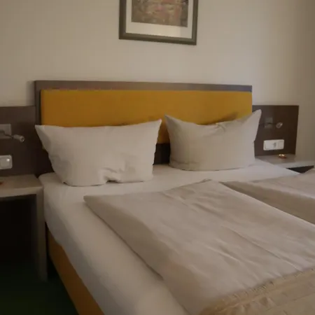Zur Linde 3* سيفيتال