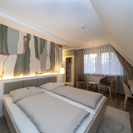 Zur Linde Hotel